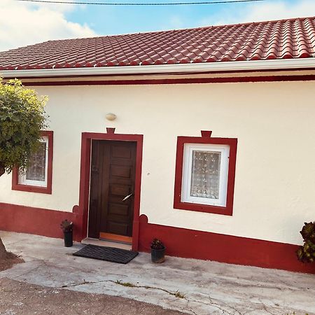 Mae Home Carril Caldas Da Rainha Exterior photo